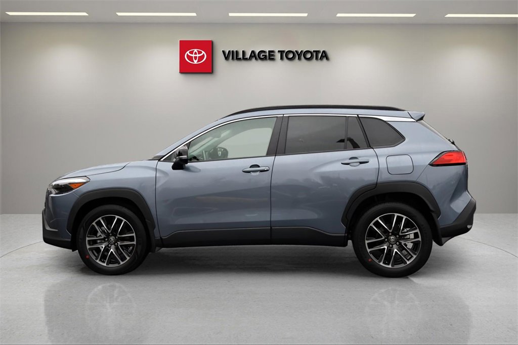 New 2026 Toyota Corolla Cross XLE image 2