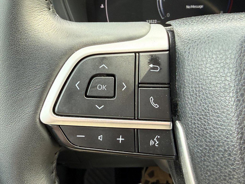Certified 2025 Toyota Grand Highlander AWD image 18