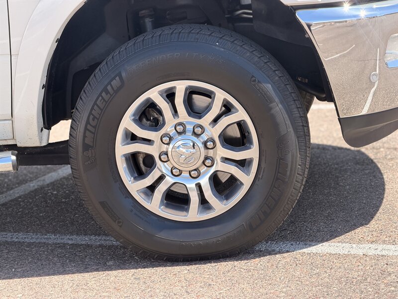 Used 2018 RAM 2500 Laramie AWD/4WD image 10