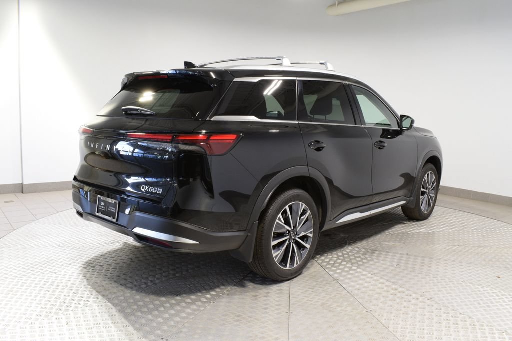 Certified 2026 INFINITI QX60 Luxe w/ Family Package AWD/4WD image 8