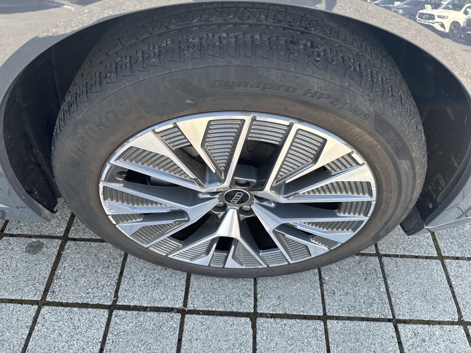 Used 2024 Audi Q8 e-tron Prestige AWD/4WD image 12