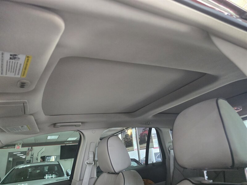 Used 2012 Lincoln MKX AWD image 28