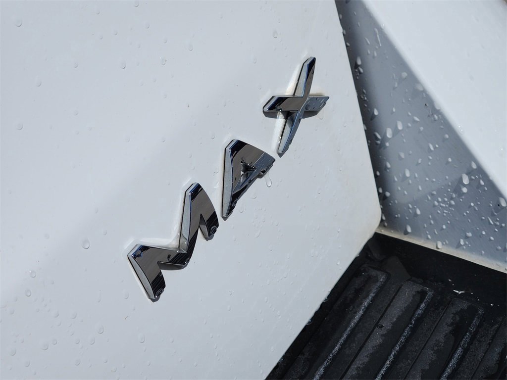 Used 2024 Ford Expedition Max XLT image 8