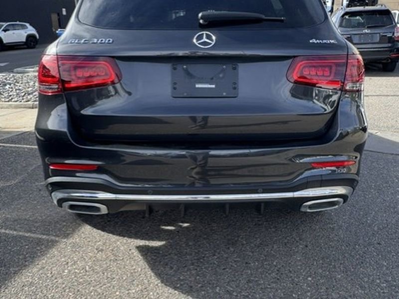 Used 2022 Mercedes-Benz GLC 300 4MATIC image 4