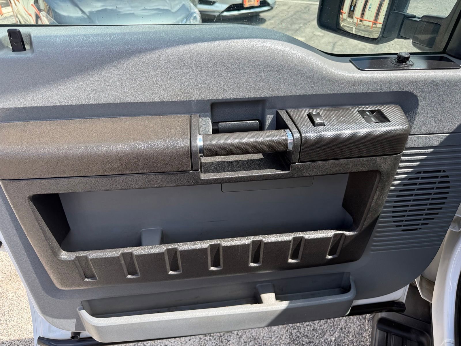 Used 2016 Ford F350 XL w/ Power Equipment Group AWD/4WD image 11