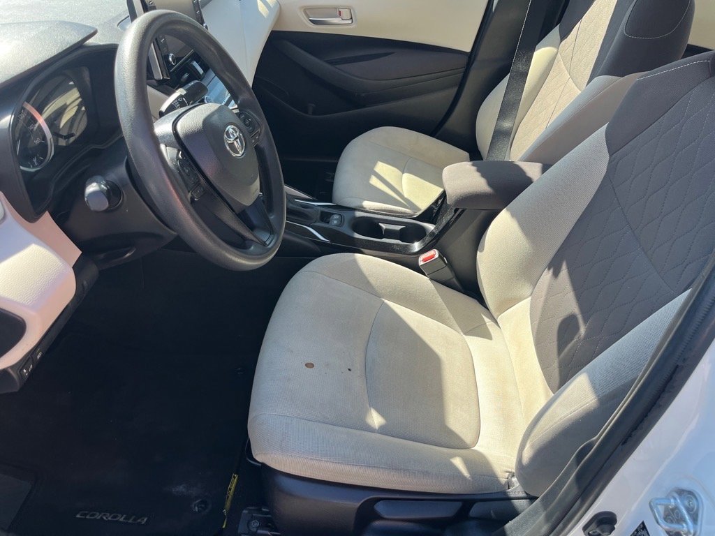 Used 2021 Toyota Corolla LE image 5