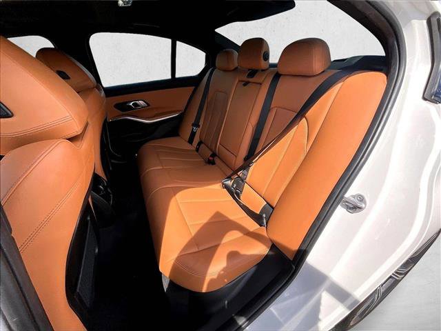 Used 2022 BMW 330i Sedan w/ M Sport Package image 25