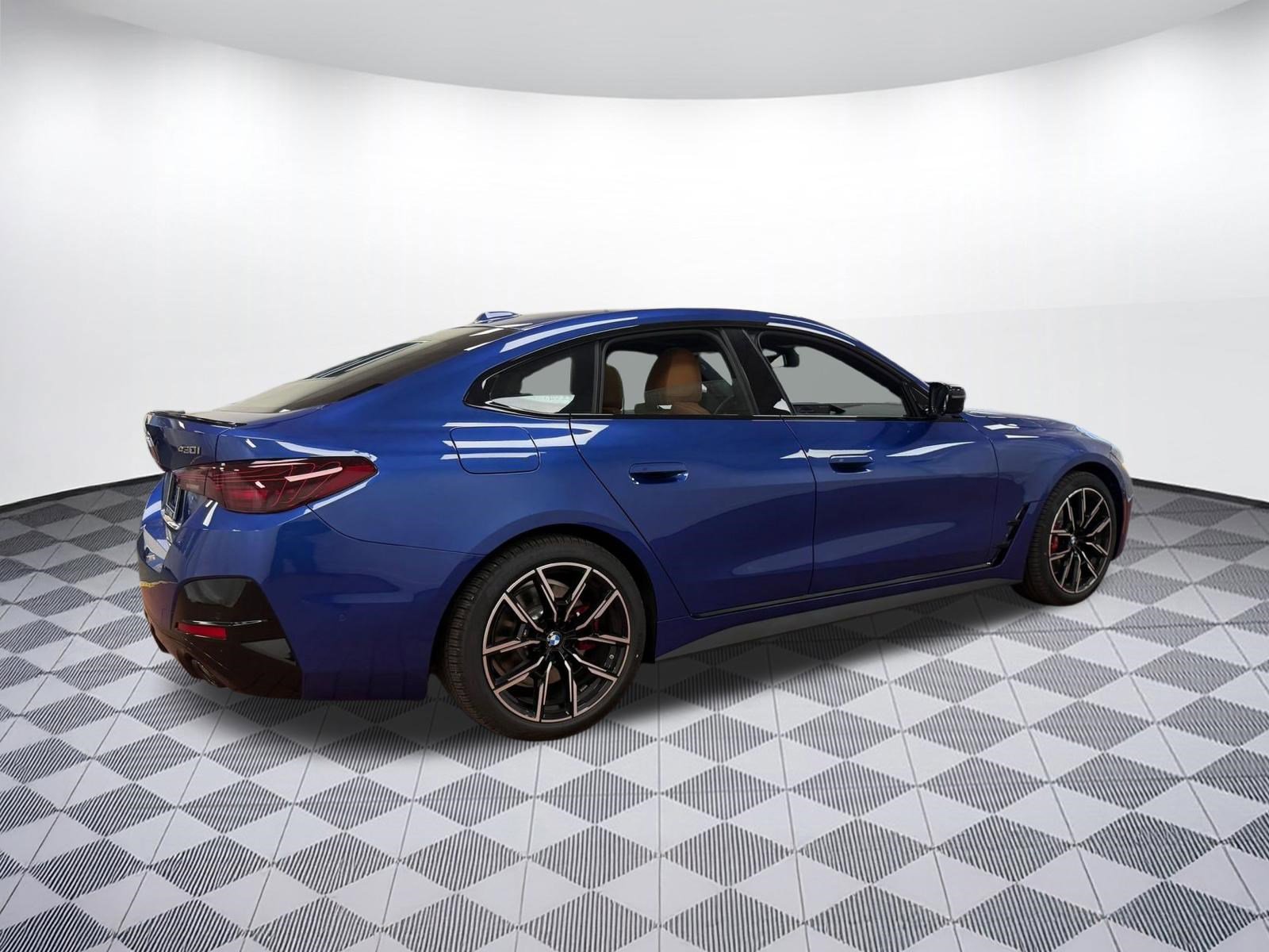 New 2026 BMW 430i xDrive w/ M Sport Package image 8