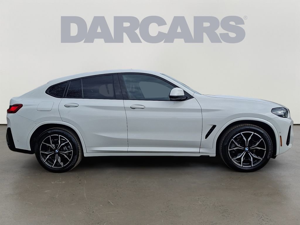 Certified 2024 BMW X4 xDrive30i w/ Premium Package image 7