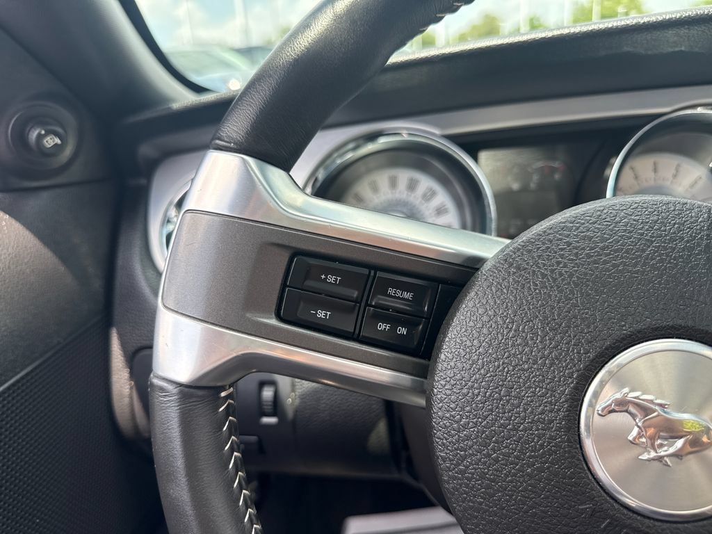 Used 2012 Ford Mustang Premium RWD image 26