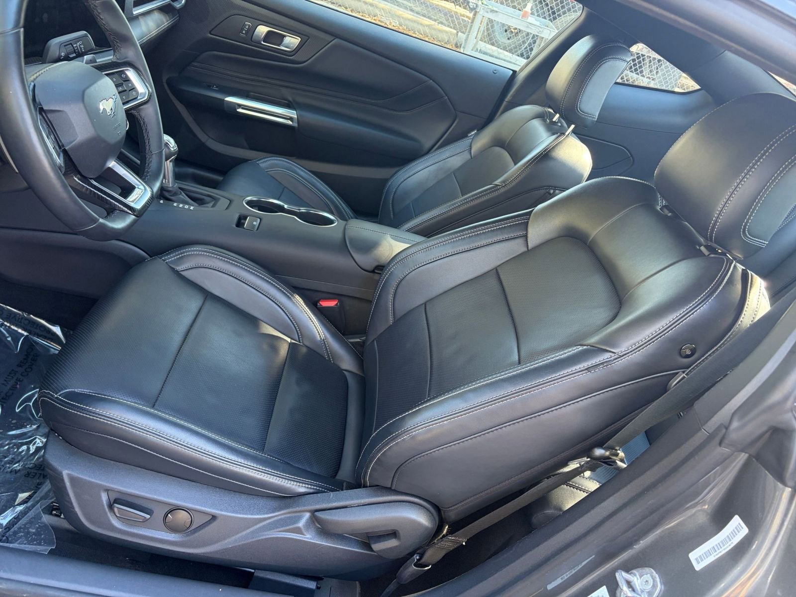 Used 2025 Ford Mustang GT Premium image 31