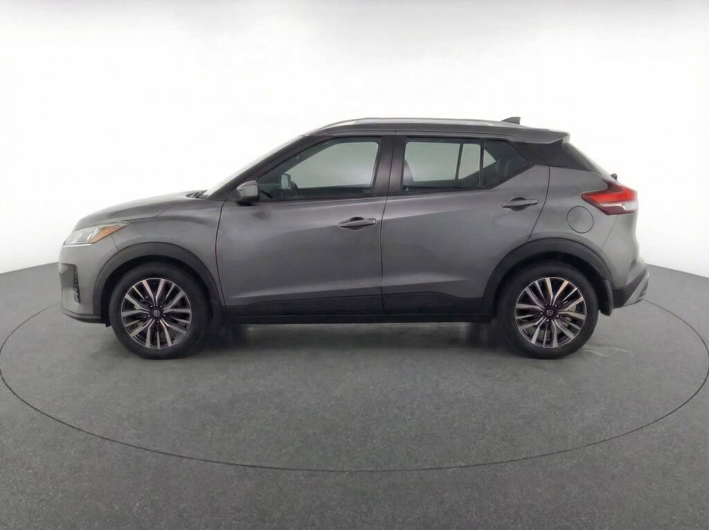 Used 2022 Nissan Kicks SV image 38