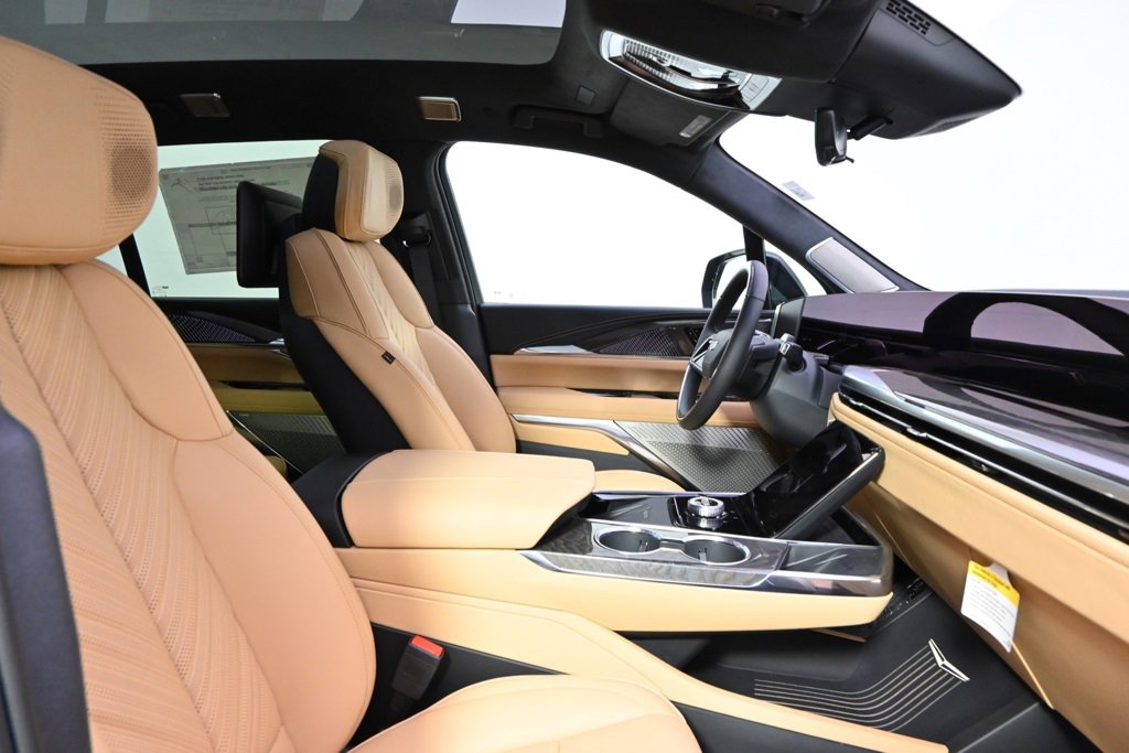 New 2026 Cadillac Escalade IQ Sport 2 w/ LPO, ONYX Package image 15