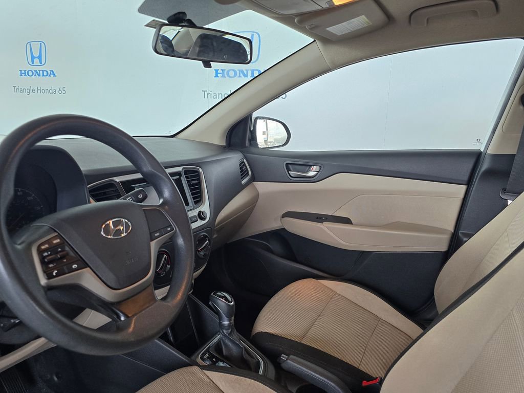 Used 2020 Hyundai Accent SE image 8