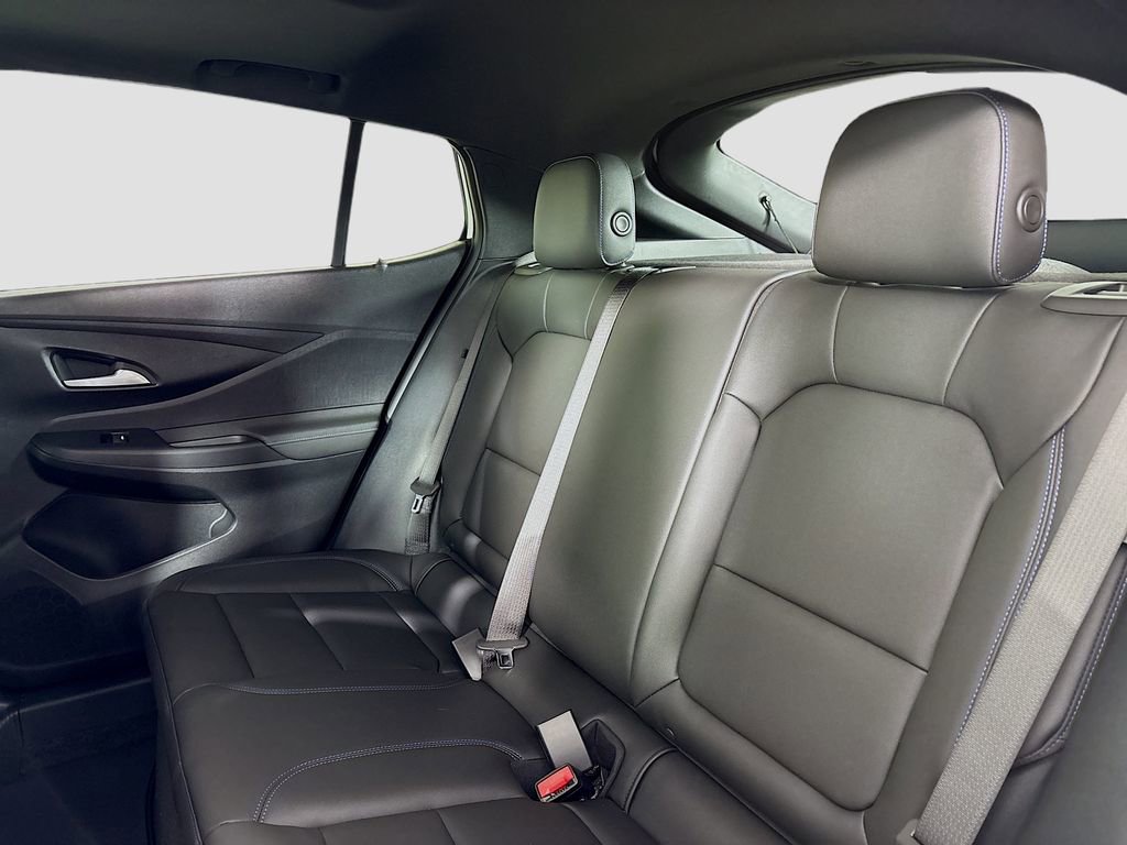 New 2026 Buick Envista Sport Touring w/ Convenience I Package FWD image 24
