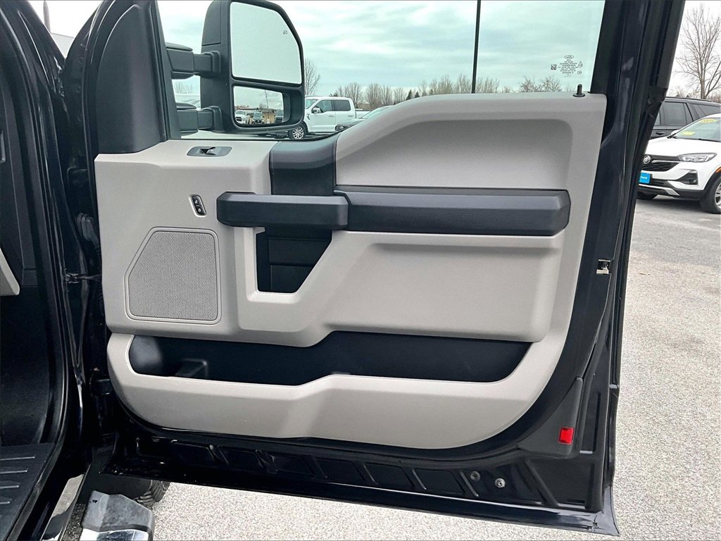 Used 2021 Ford F250 XL w/ STX Appearance Package image 12