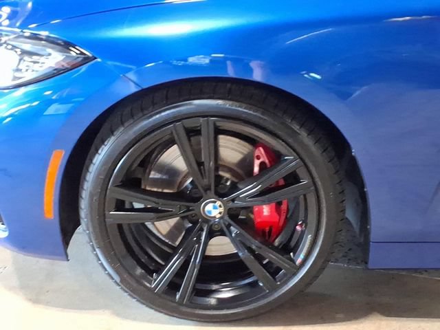 Used 2023 BMW 430i Coupe w/ M Sport Package RWD image 9