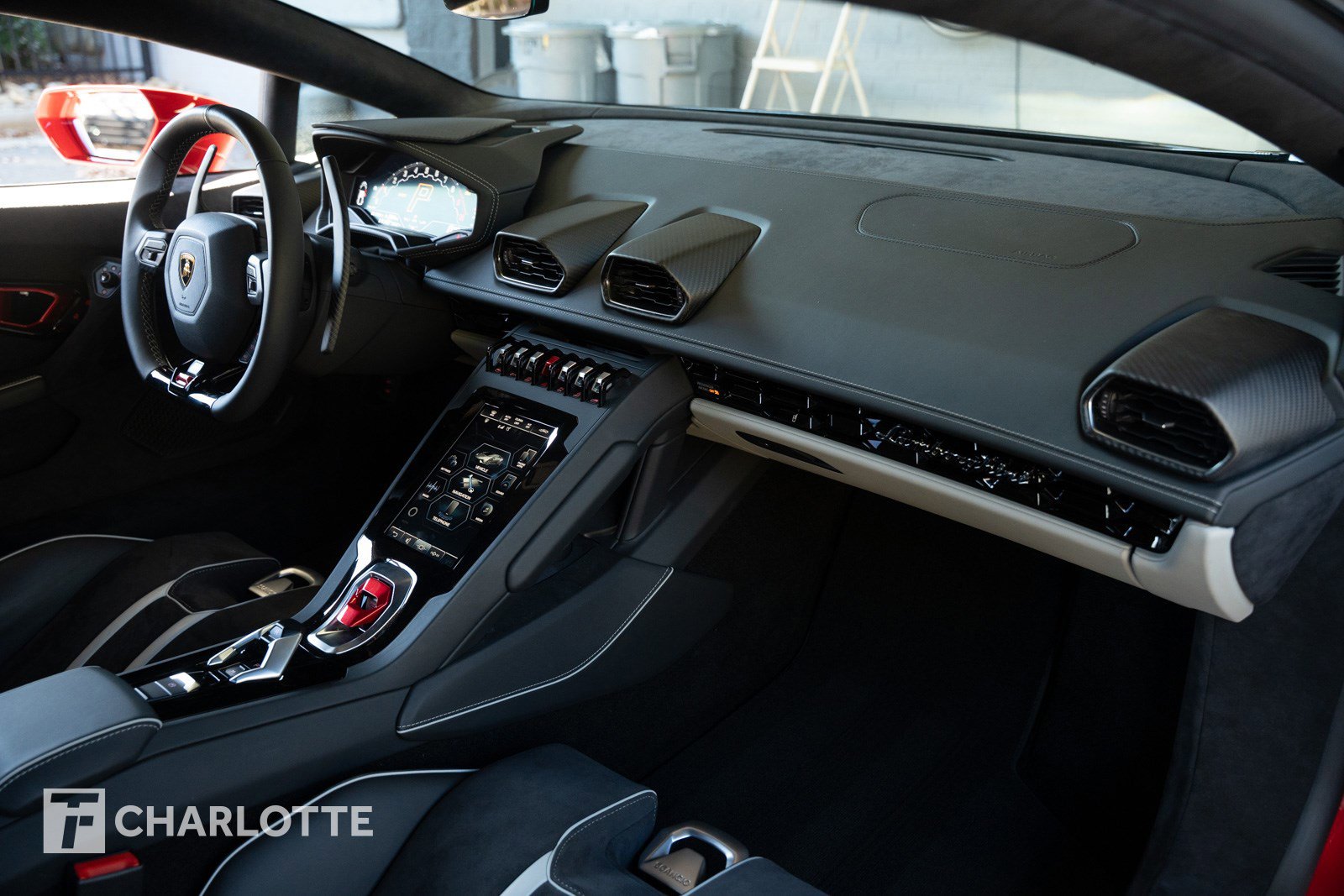 Used 2023 Lamborghini Huracan Tecnica image 34