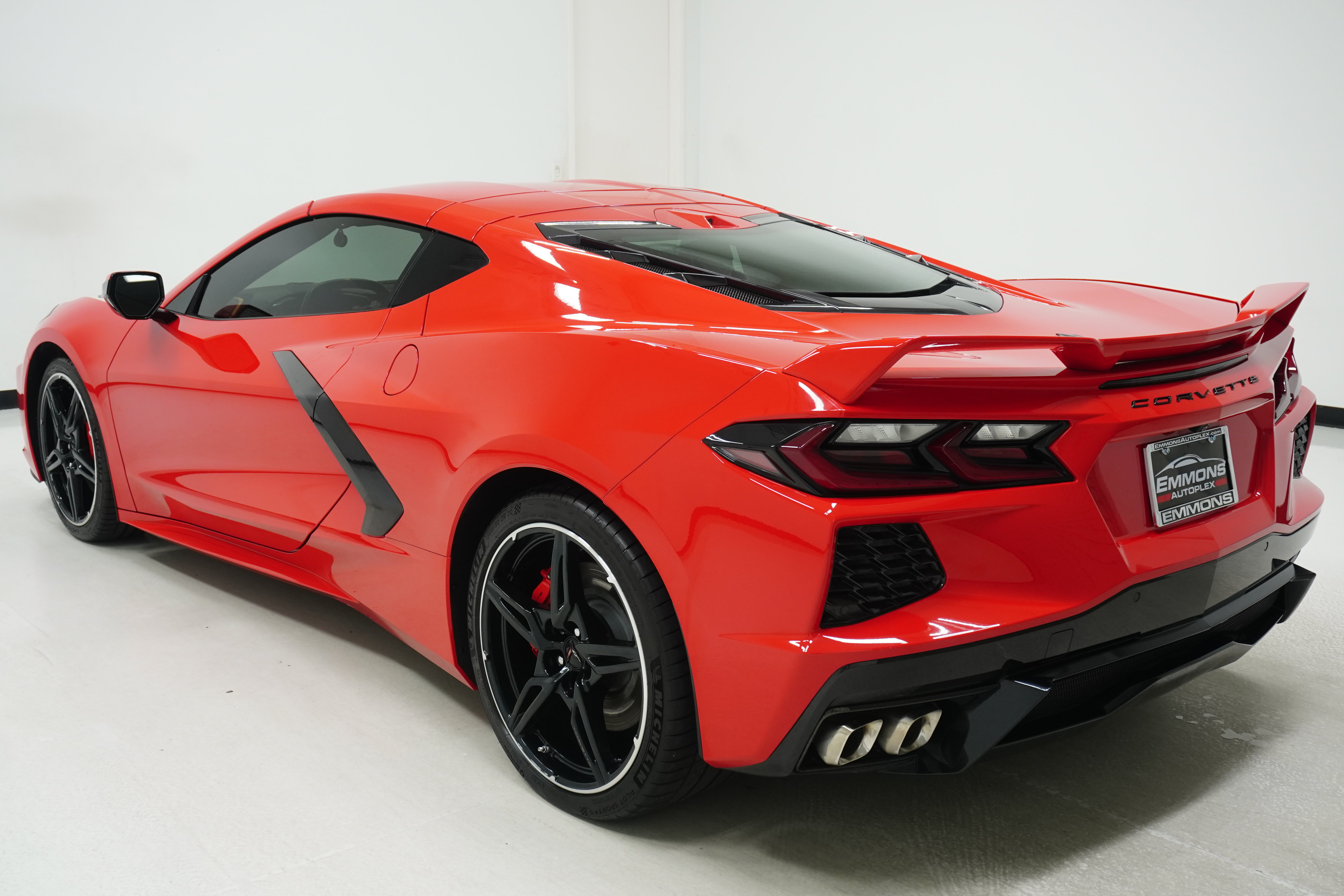 Used 2022 Chevrolet Corvette Stingray Preferred Cpe w/ Z51 Performance Package RWD image 6