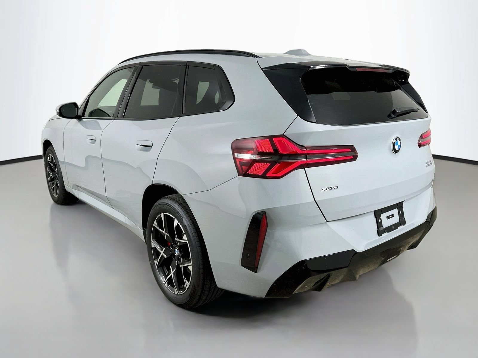 New 2026 BMW X3 xDrive30i w/ Premium Package AWD/4WD image 7