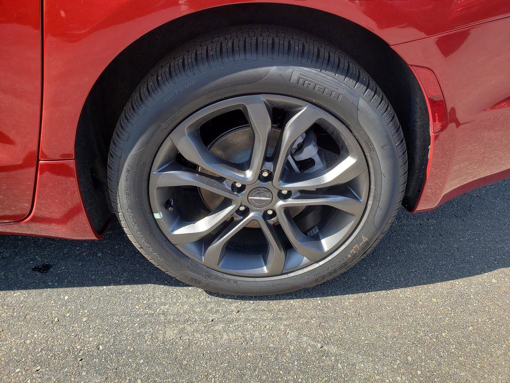 New 2026 Chrysler Pacifica Select image 27