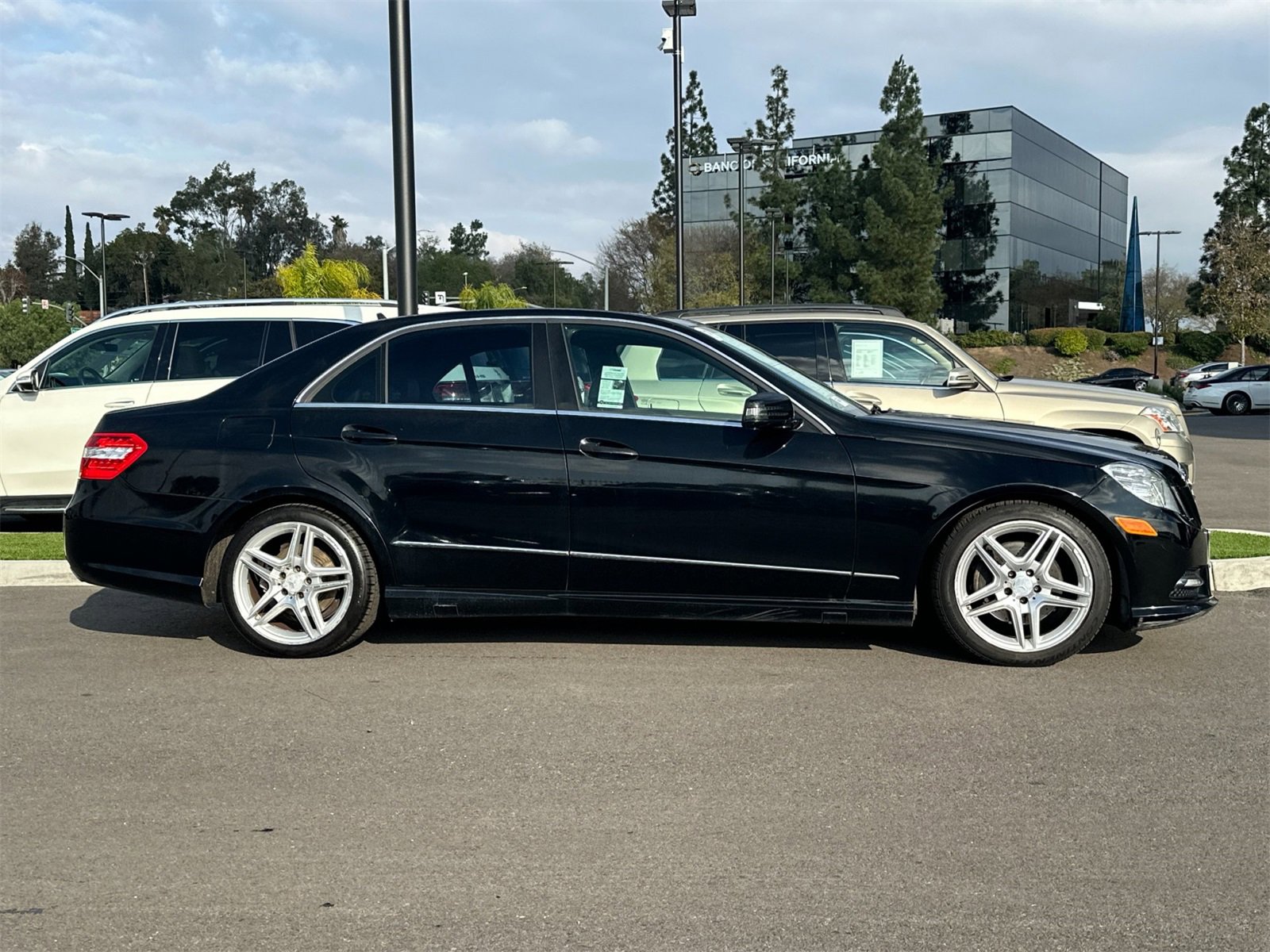 Used 2013 Mercedes-Benz E 350 E 350 image 2