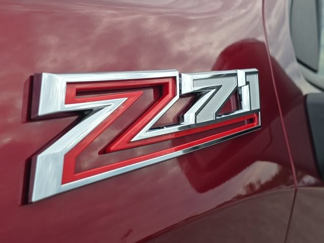 Certified 2024 Chevrolet Silverado 1500 RST w/ Z71 Off-Road Package AWD/4WD image 9