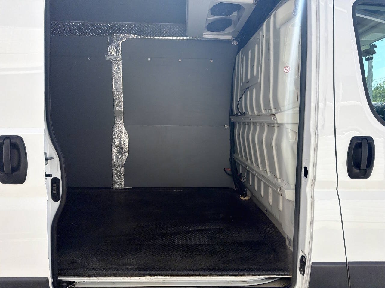Used 2018 RAM ProMaster 3500 w/ Interior Convenience Group FWD image 8