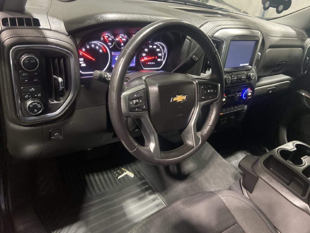 Certified 2022 Chevrolet Silverado 1500 Limited LT AWD/4WD image 10