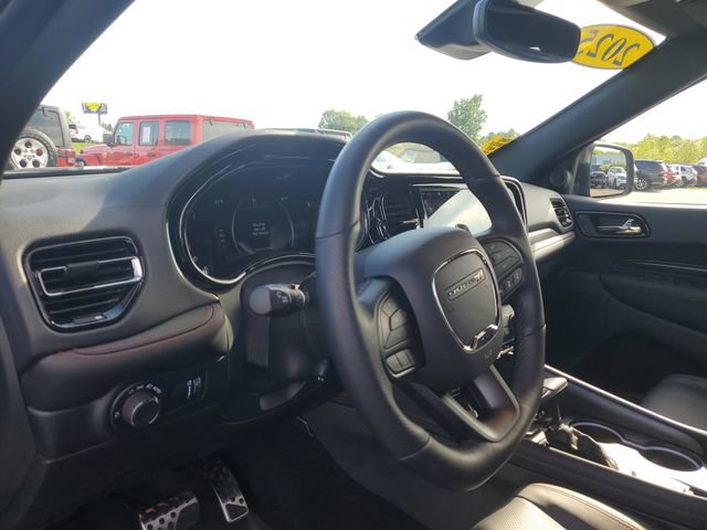 Used 2025 Dodge Durango R/T AWD/4WD image 14