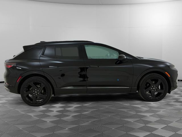 Used 2024 Chevrolet Equinox EV RS image 2