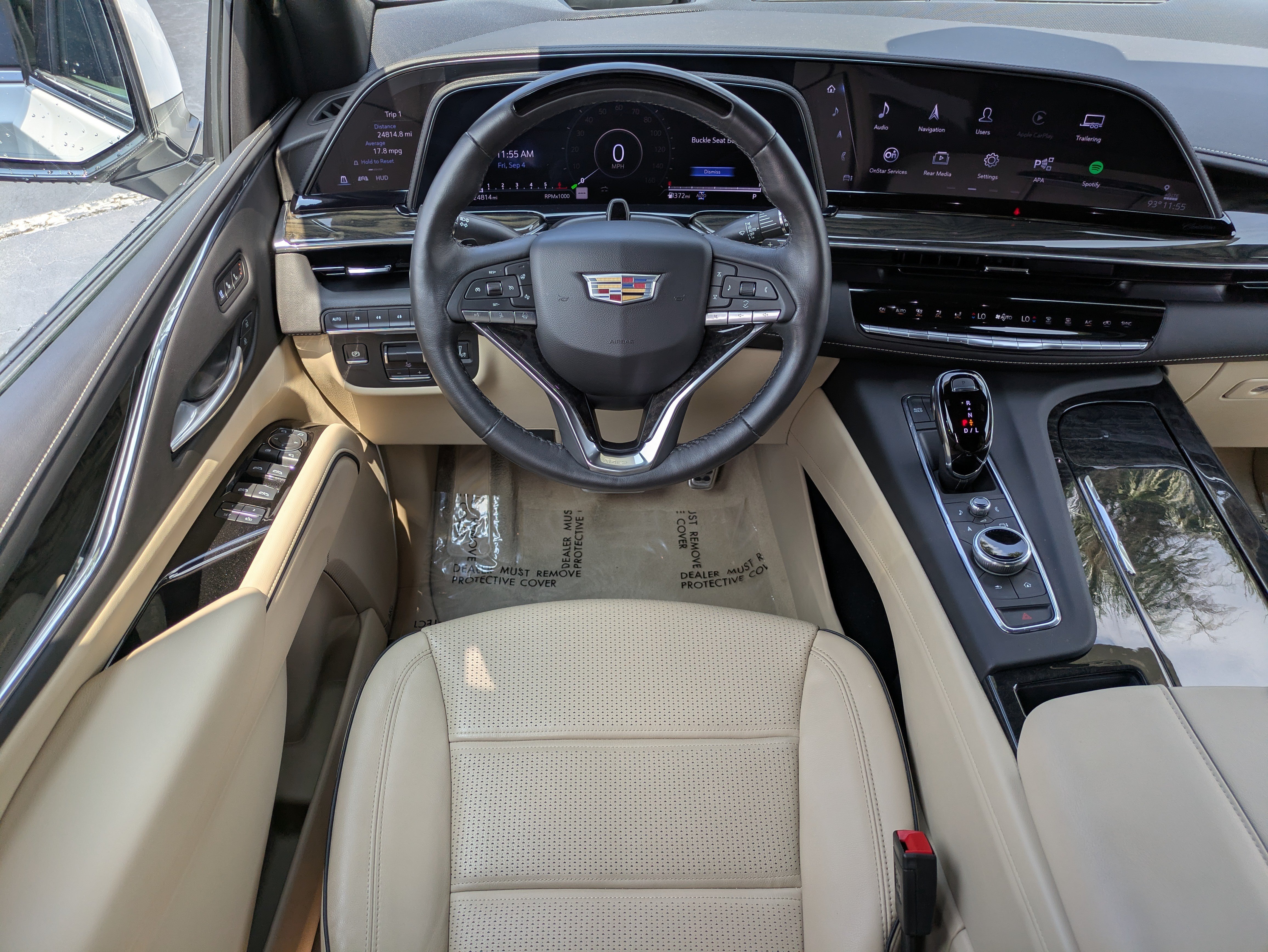 Certified 2024 Cadillac Escalade Premium Luxury w/ Performance Package AWD/4WD image 14