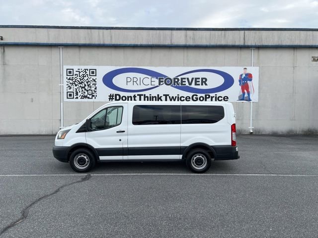Used 2017 Ford Transit 150 XL image 4