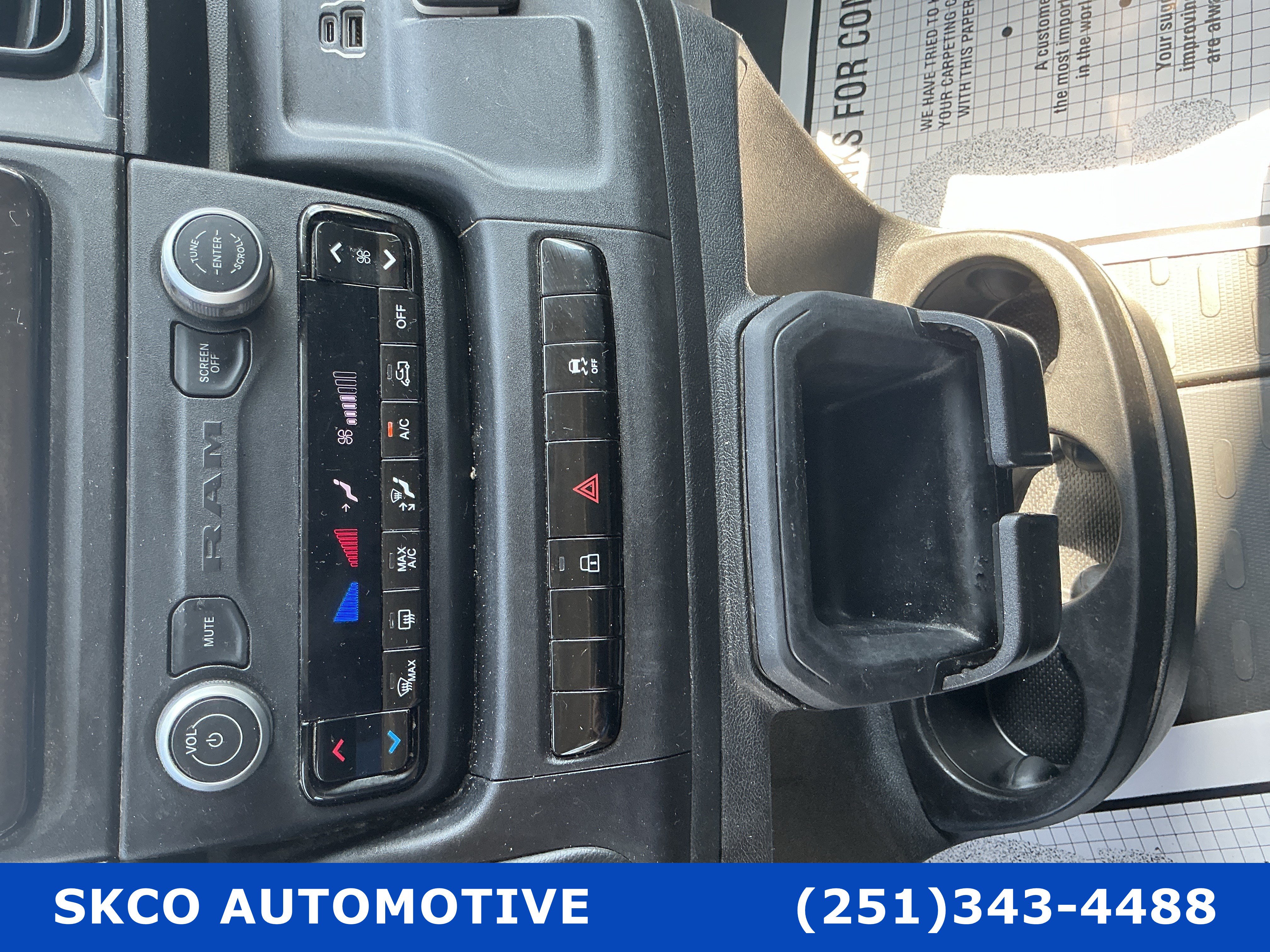 Used 2025 RAM ProMaster 2500 w/ Convenience Group FWD image 25