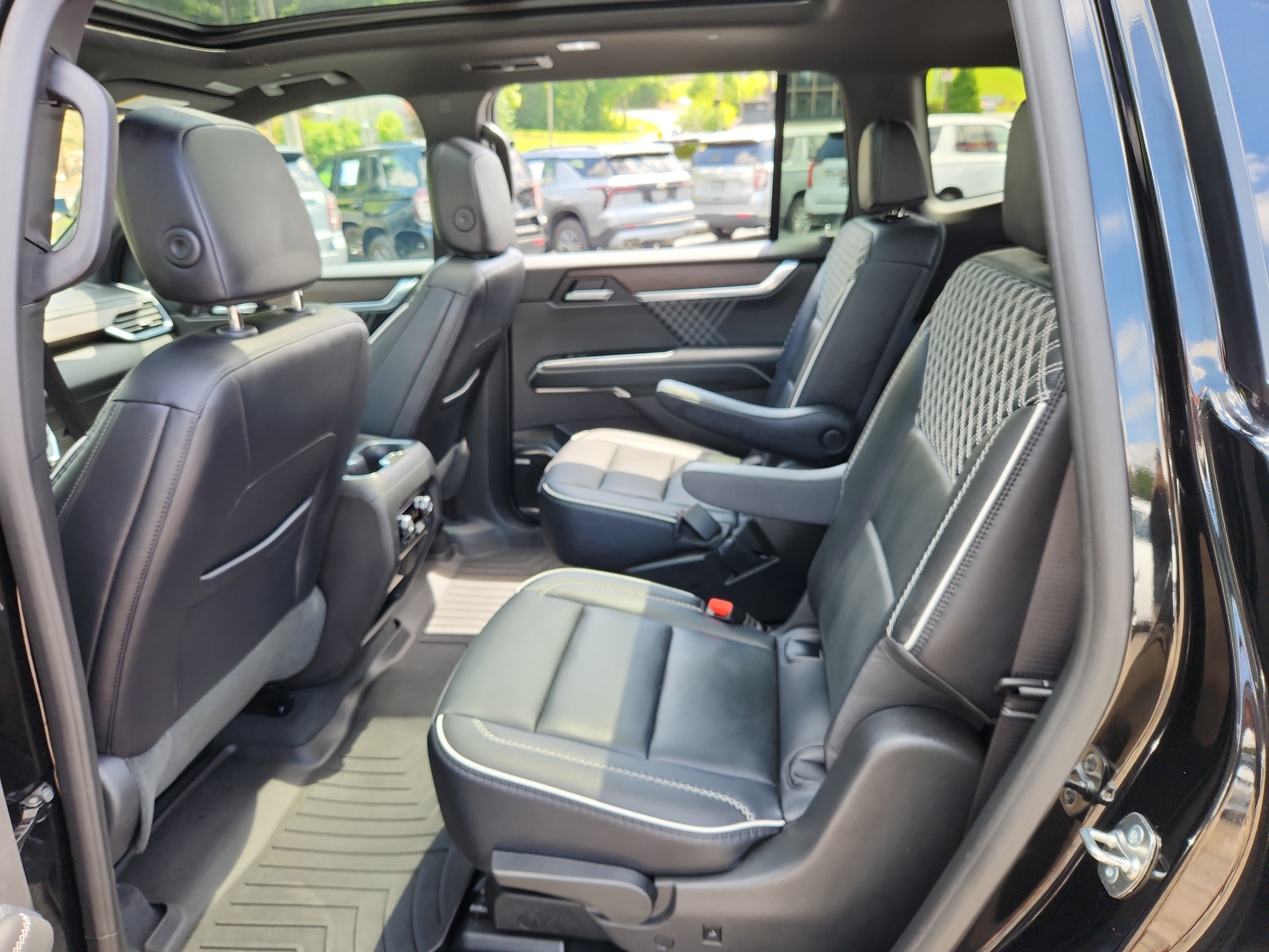 Used 2026 GMC Acadia Denali w/ Super Cruise Package AWD/4WD image 45