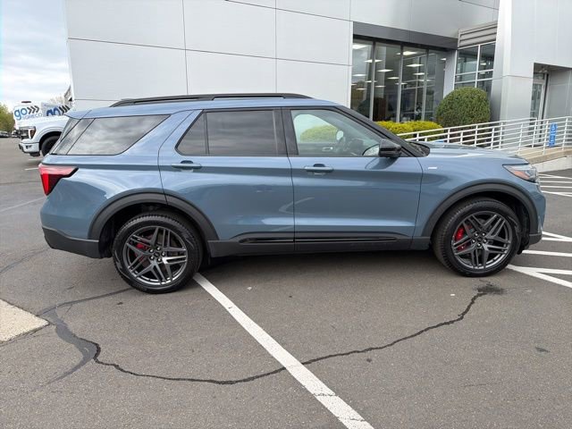 Used 2025 Ford Explorer ST-Line w/ Premium Package AWD/4WD image 8