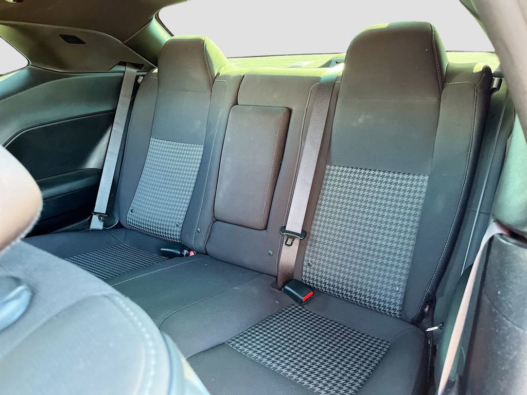 Certified 2019 Dodge Challenger R/T w/ Cold Weather Group image 21