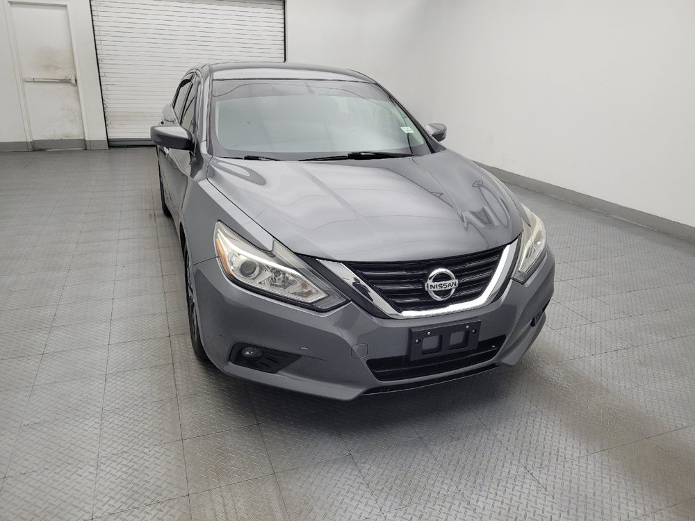 Used 2016 Nissan Altima 2.5 SV FWD image 14