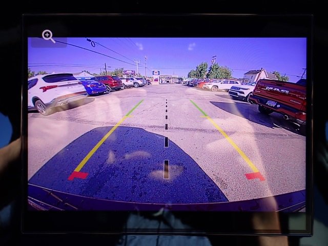 New 2025 Jeep Grand Cherokee Altitude image 20