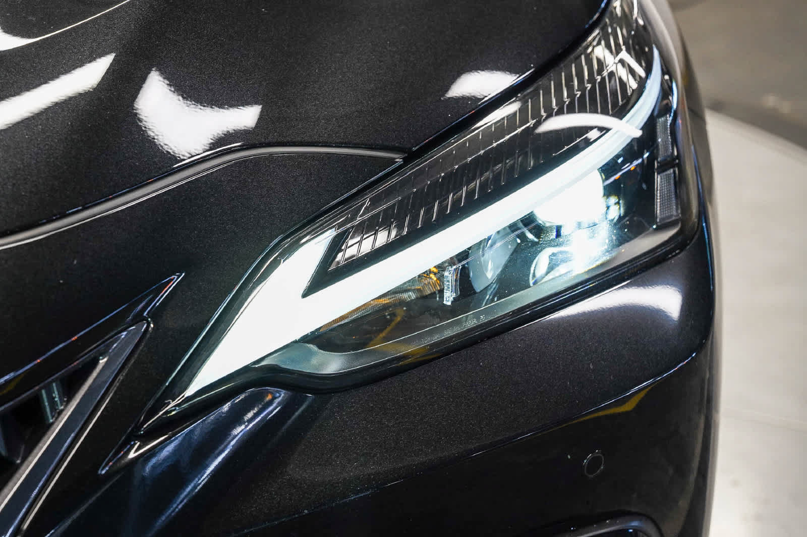 Used 2025 Lexus NX 350 AWD w/ Cold Area Package image 7