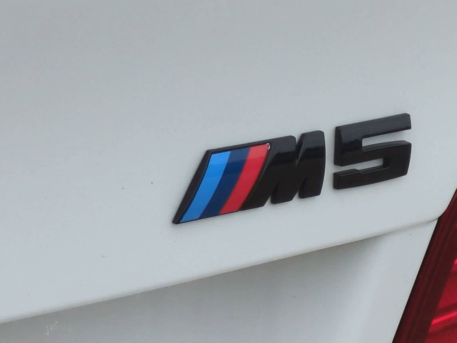 Used 2016 BMW M5 image 13