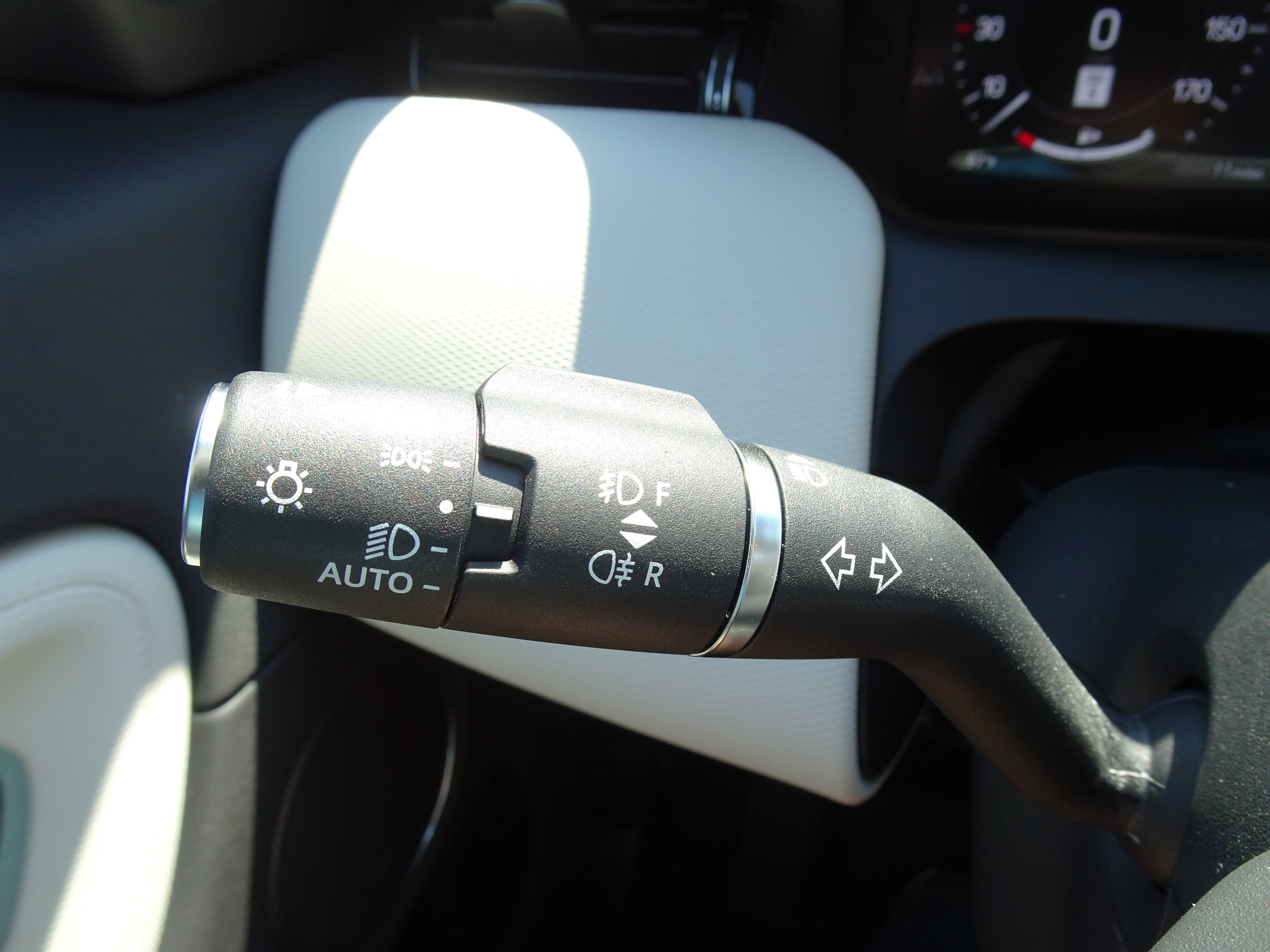New 2026 Land Rover Discovery Sport Landmark AWD/4WD image 26