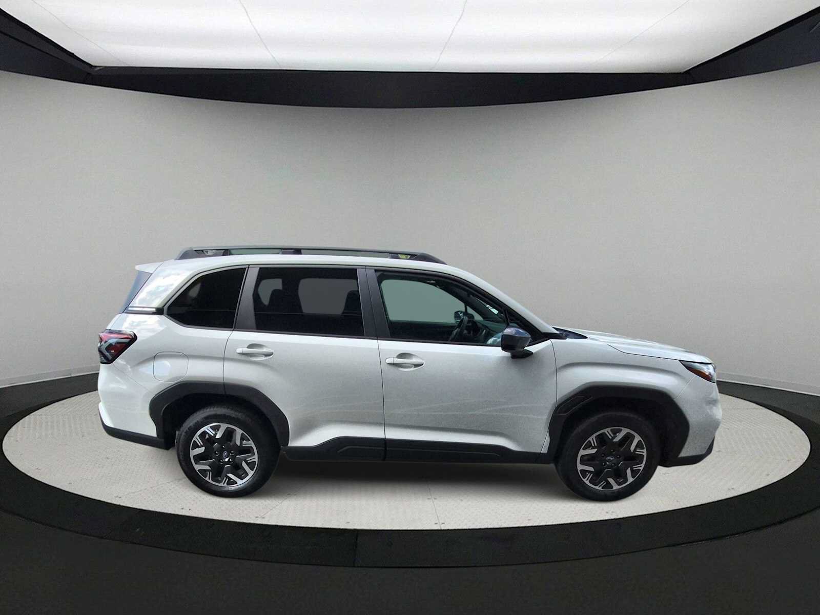 Used 2026 Subaru Forester Premium AWD/4WD image 9
