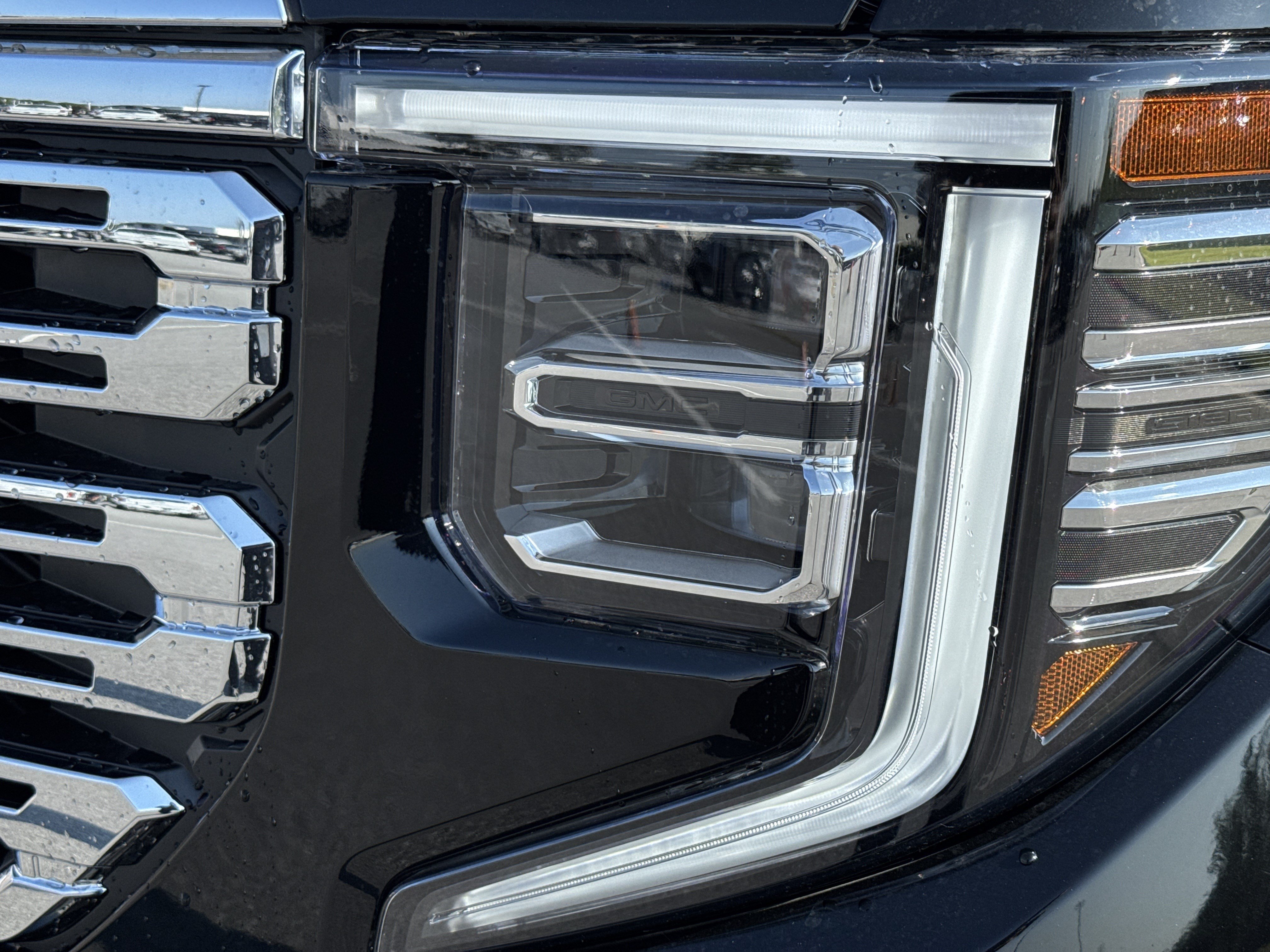 New 2026 GMC Sierra 1500 Denali w/ Denali Reserve Package AWD/4WD image 6