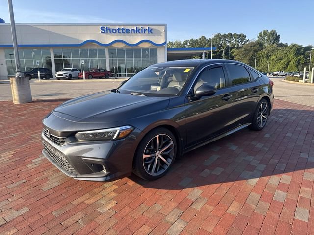 Used 2022 Honda Civic Touring image 4