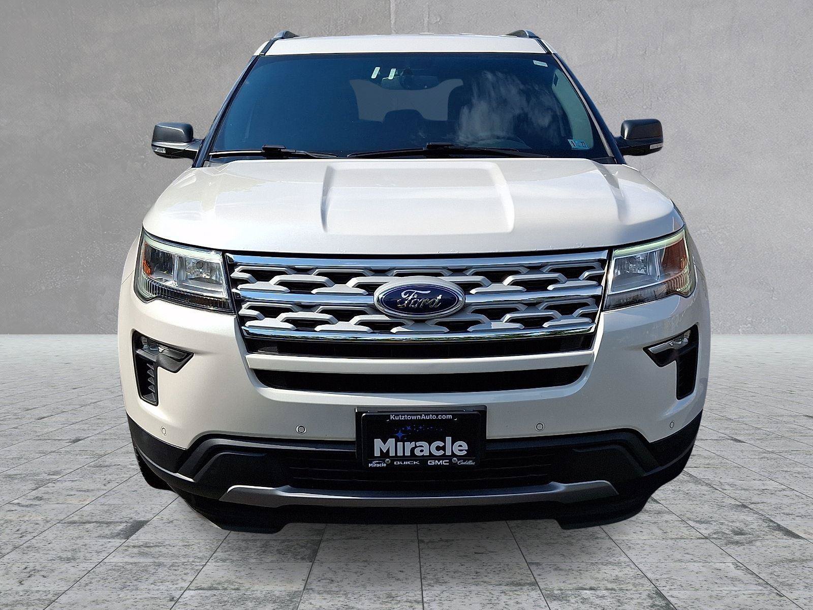 Used 2019 Ford Explorer XLT w/ Equipment Group 202A AWD/4WD image 2