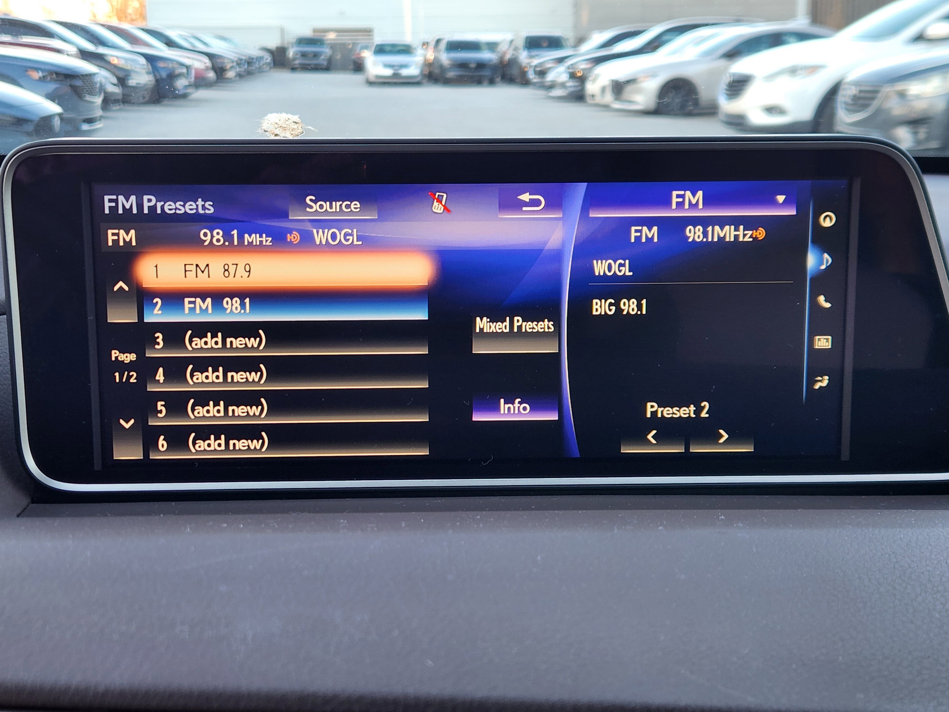 Used 2018 Lexus RX 350L Luxury image 11