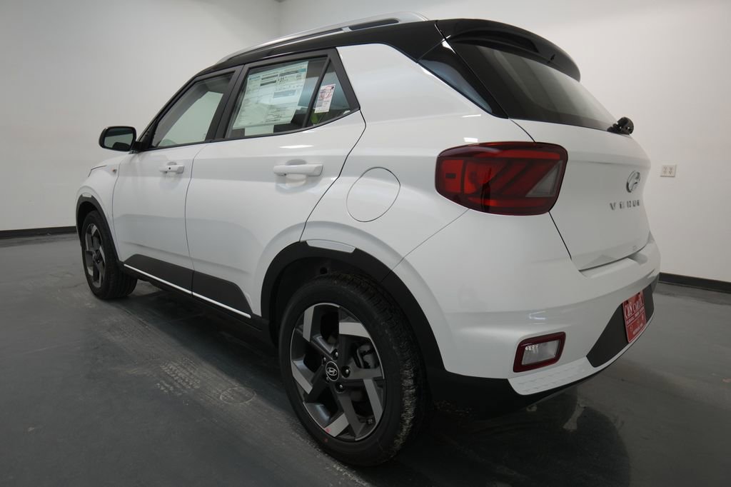 New 2026 Hyundai Venue SEL image 5