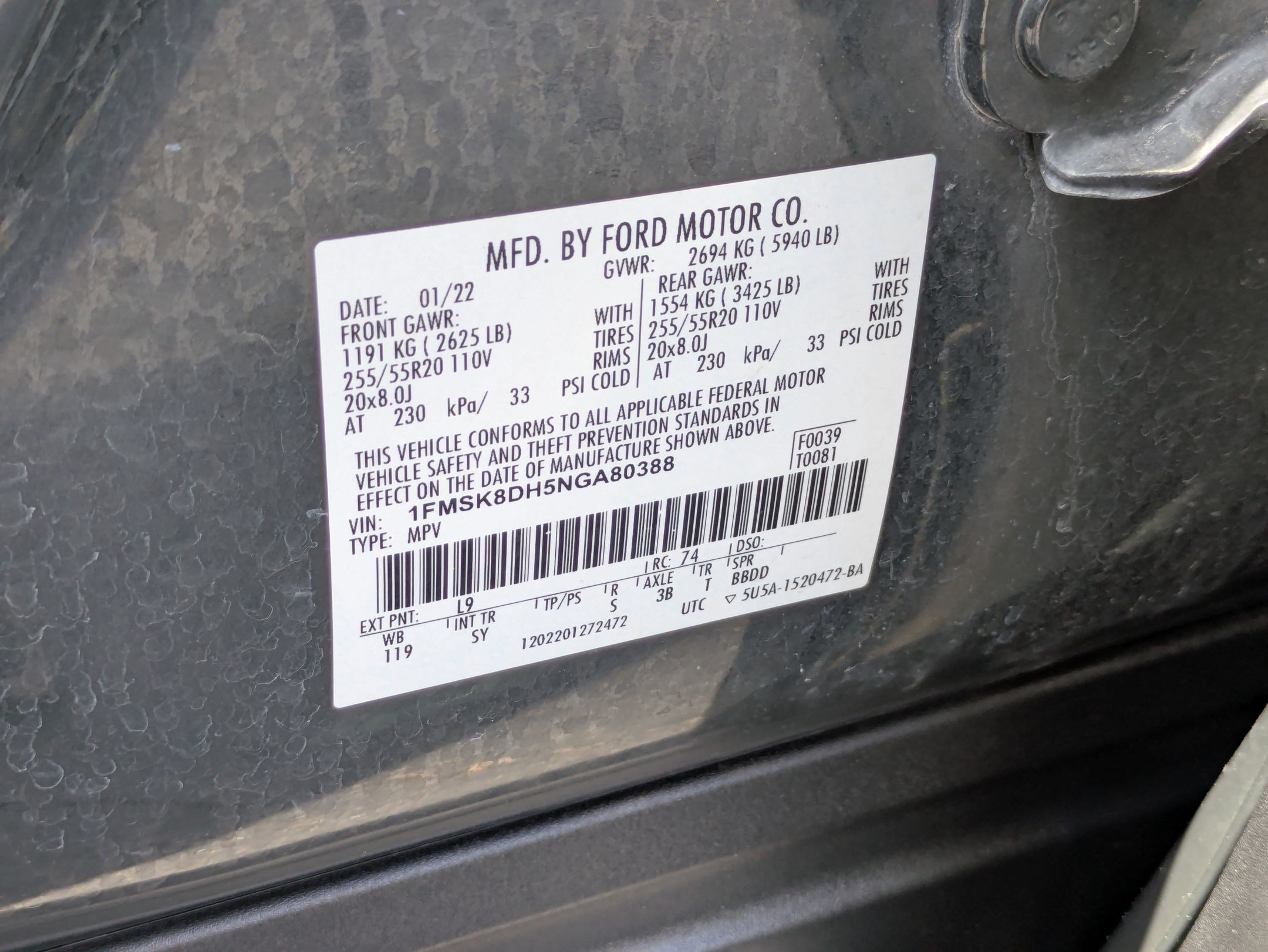 Used 2022 Ford Explorer XLT w/ Equipment Group 202A AWD/4WD image 35