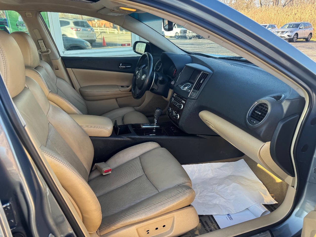 Used 2011 Nissan Maxima 3.5 SV w/ Premium Pkg image 9
